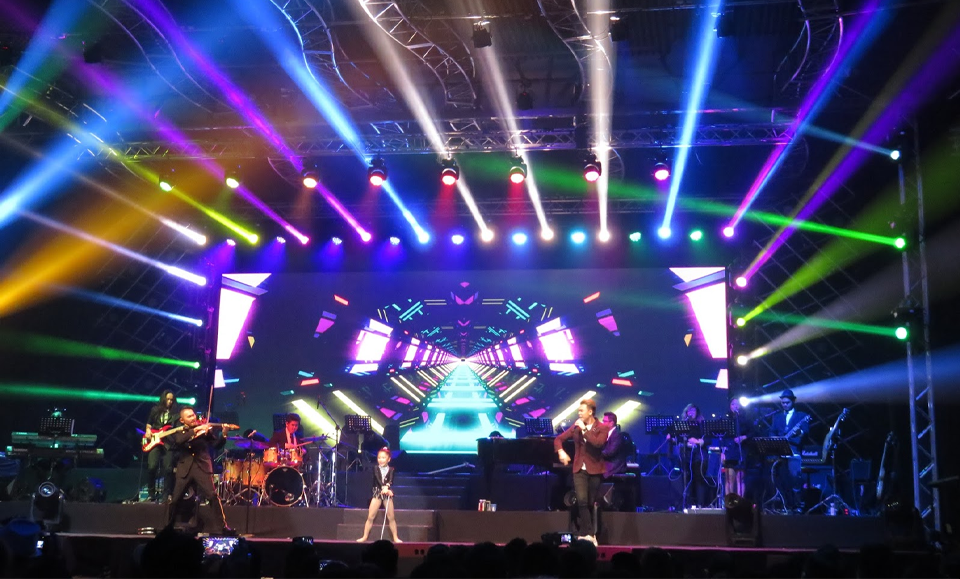 led panel stage - LEDSINE - Lightweight